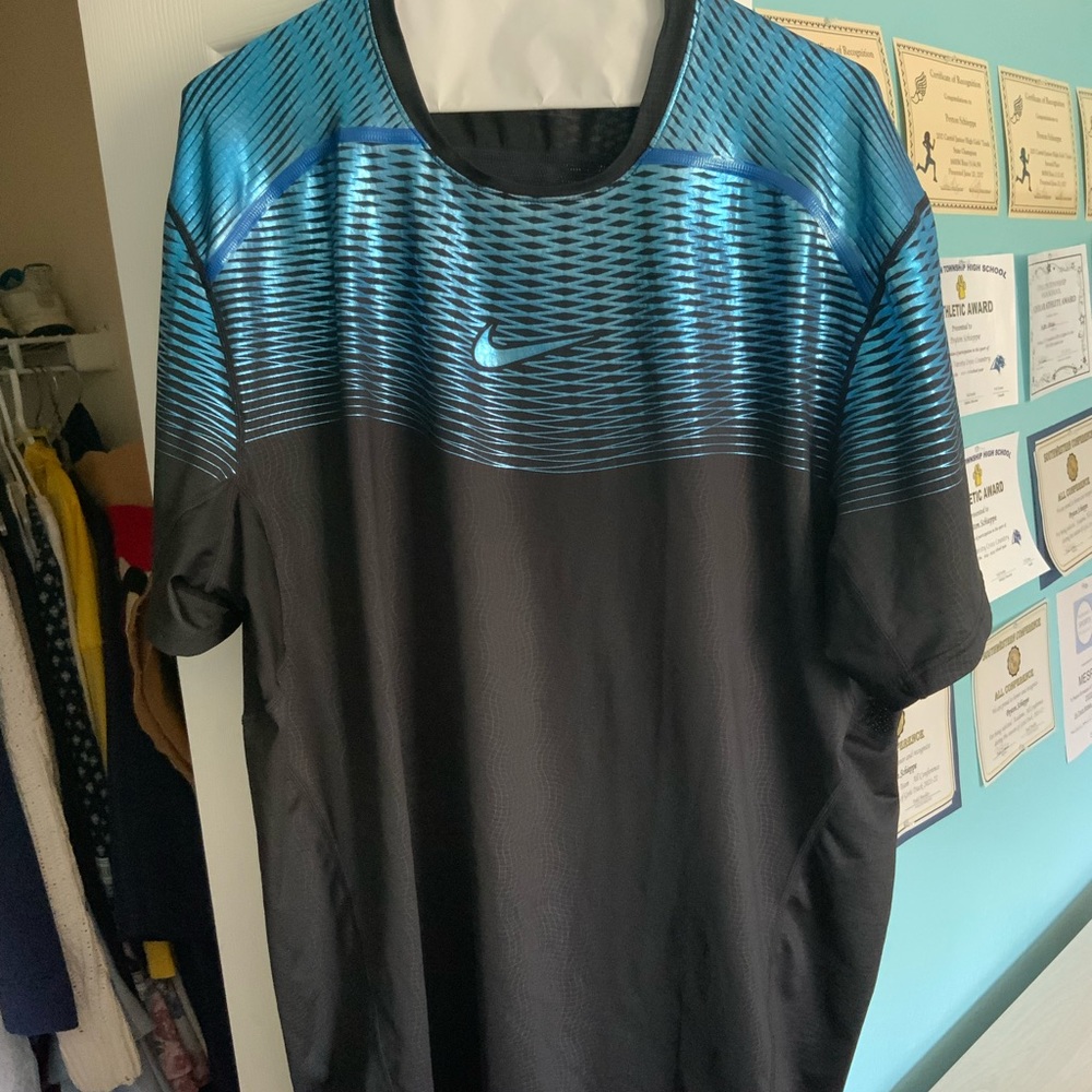 Nike Pro DRI fit shirt